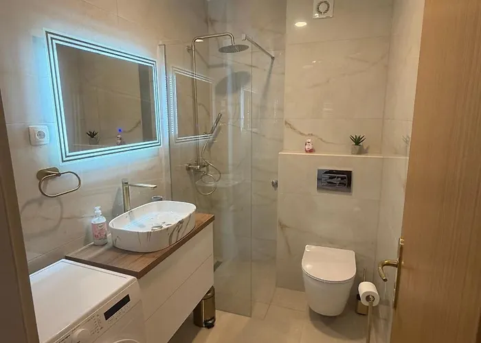 With Parking Space - 18170 Apartment *